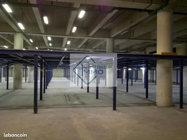 Local industriel 1 775 m²