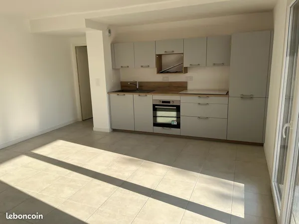 Appartement 3 pièces 59 mètres carrés