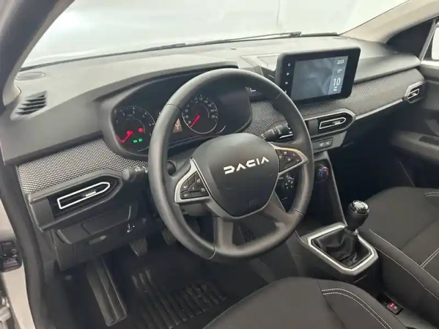 Dacia Sandero tce 90 — photo 19