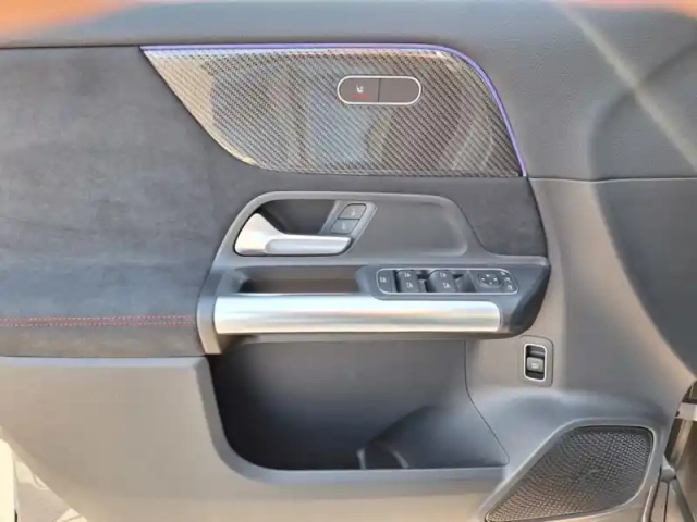 Mercedes Gla 200D Amg Line 200 d amg line — photo 13