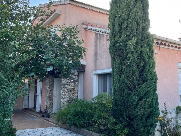 Jolie maison dans un quartier calme à Berre l étang