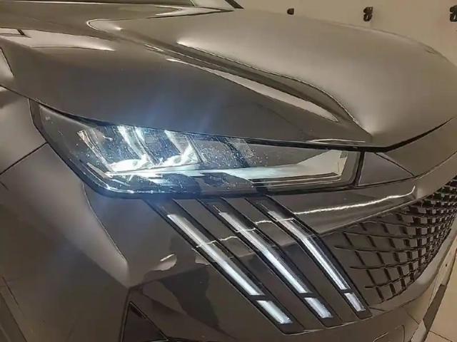Peugeot 3008 electrique 210 ch 73 kwh — photo 16