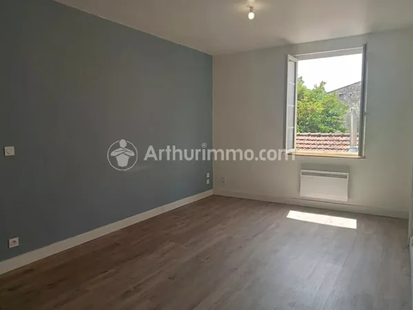 Bel appartement lumineux 2 chambres à Briatexte
