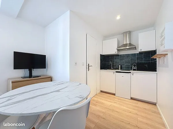 Studio 1 pièce 26 m²