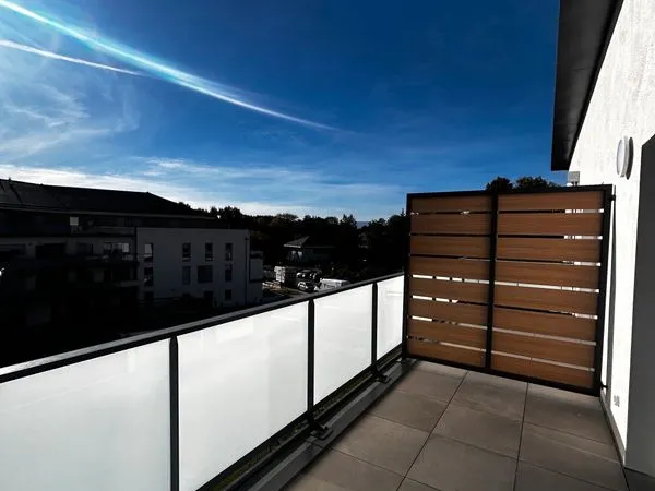 Appartement T3 récent avec balcon - Proche lac et Suisse