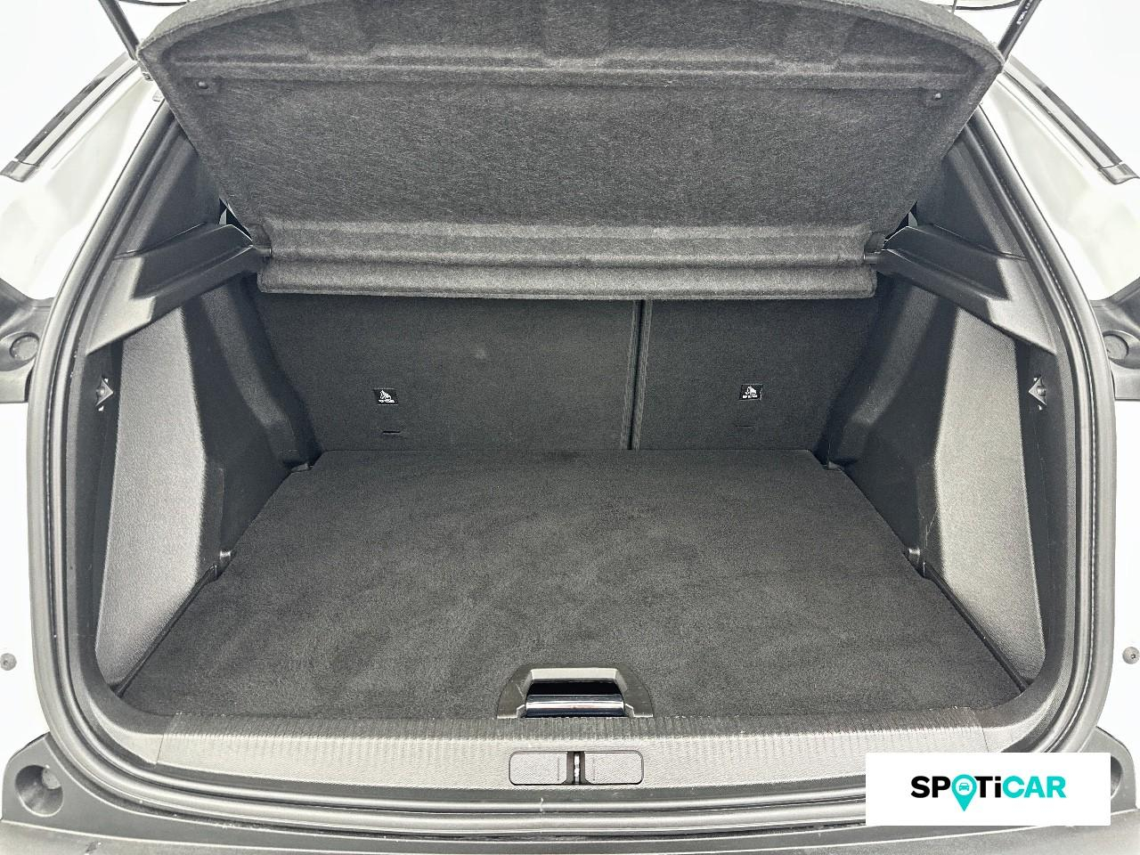 Peugeot 2008 1.2 puretech 130ch s&s allure — photo 6