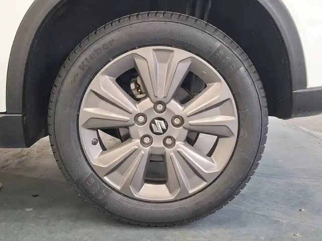 Suzuki Vitara 1.0 boosterjet — photo 10
