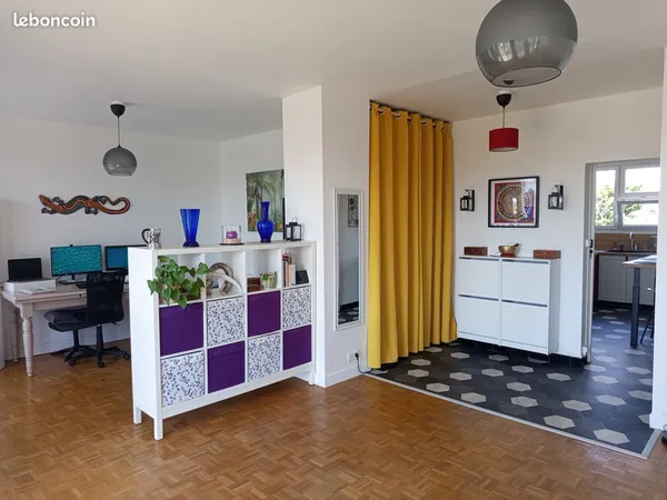 Appartement 4 pièces 81 m2 + Cave + Grenier + Parking - entièrement rénové - calme et lumineux