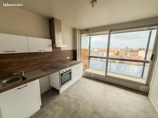 T2 de 38m² Chamalières avec vue sur la Cathédrale + Terrasse de 12m²