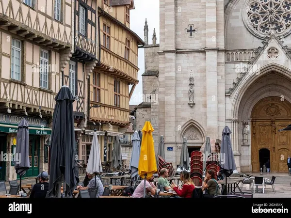 Appartement au coeur du vieux Chalon