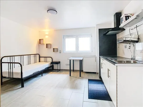 Chambre meublée indépendante (comme un studio) proche Genève