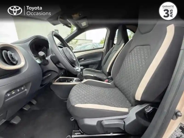 Toyota Aygo x 1.0 vvt-i 72ch design — photo 11