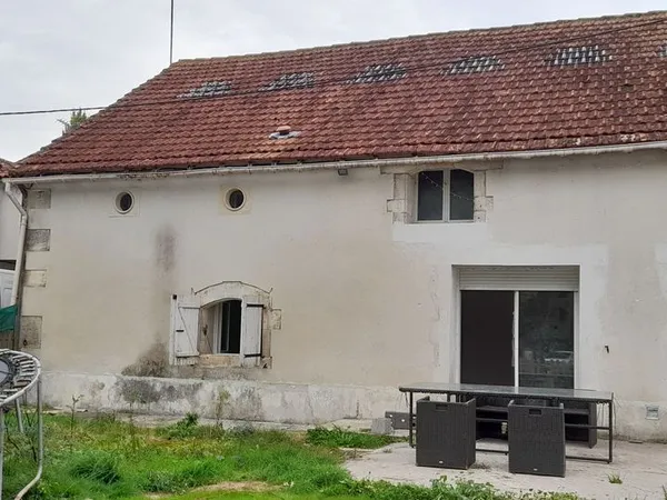 Maison a restaurer près de jarnac