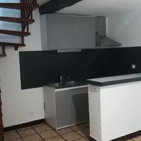 Duplex 30m² centre du village de Saint-Jeannet