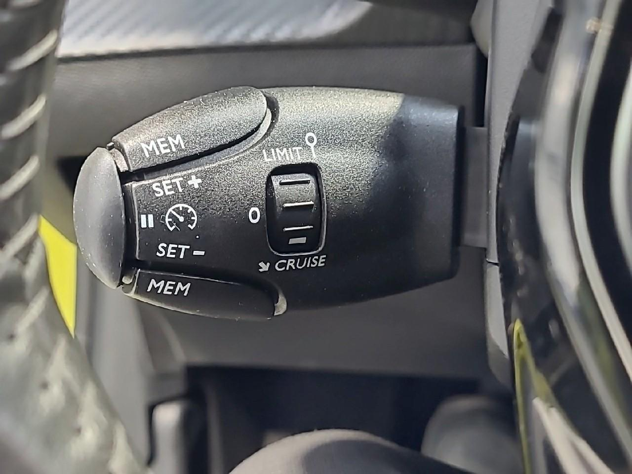 Peugeot 208 puretech 100 s&s bvm6 active business r' — photo 21