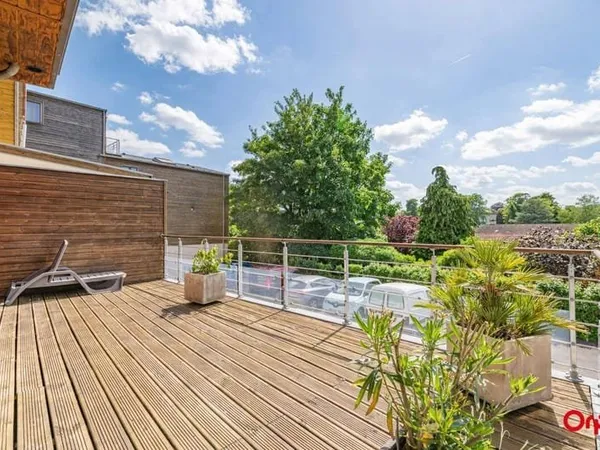 Appartement 3 pièces 101 m²