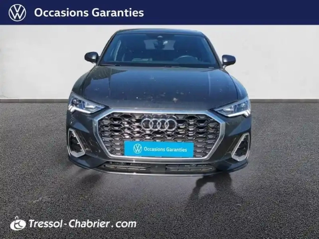 Audi Q3 45 tfsie 245 ch s tronic 6 s line — photo 3
