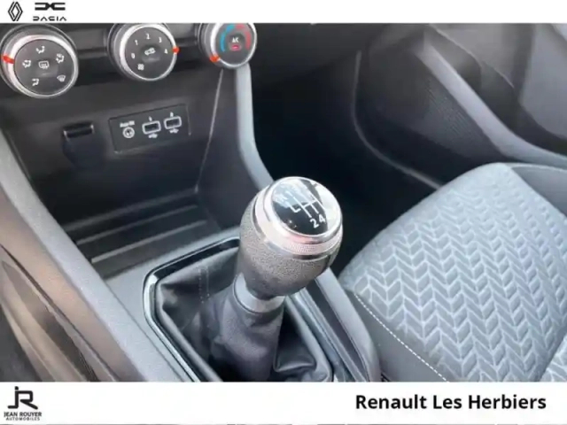 Renault Clio 1.0 tce 90ch limited -21n — photo 6