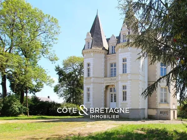 Château 12 pièces 469 m²