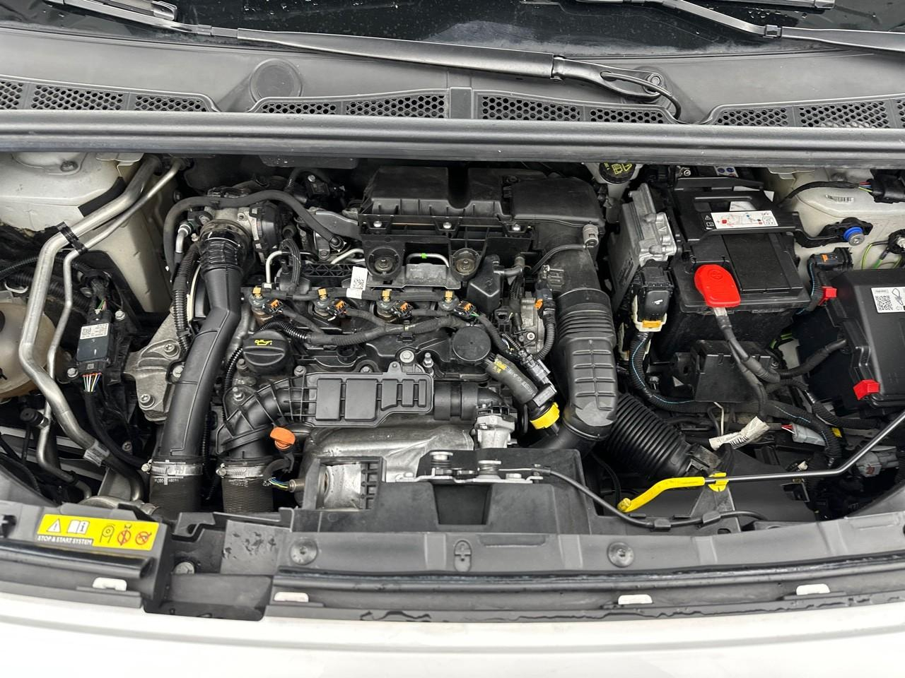 Citroën Berlingo van m 650 bluehdi 100 s&s bvm5 driver — photo 13