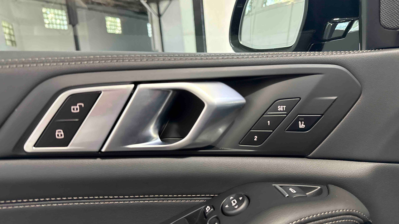 BMW X5 xDrive50e 489 ch BVA8 — photo 30
