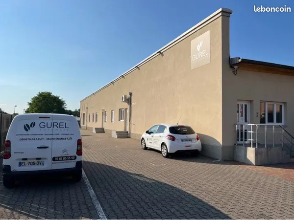 LOCAL PROFESSIONNEL NEUF 115m² - PARC D'ACTIVITÉ - VISIBILITÉ + PARKING - BISCHWILLER