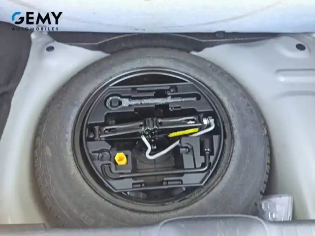 Peugeot 208 puretech 110ch s&amp;s bvm6 — photo 39