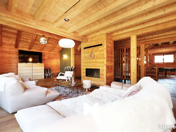 Chalet 10 pièces 330 m²