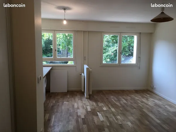 Studio 1 pièce 27 m²