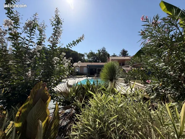 Maison 6 pièces 185 m²