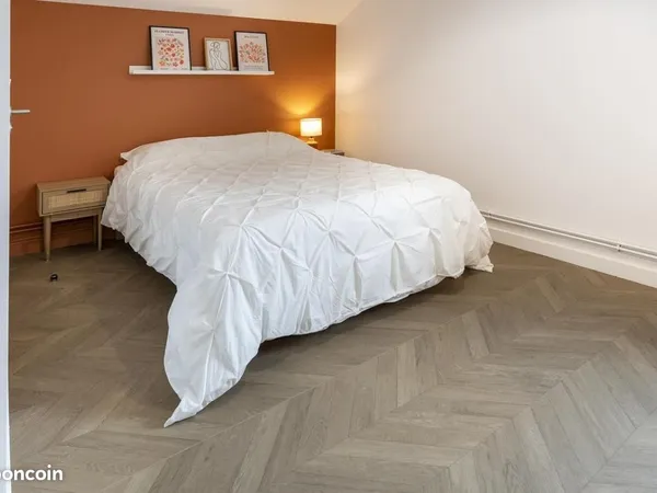Maison 16 pièces