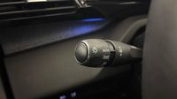 Peugeot 308 PHEV 180ch Allure Pack e-EAT8 — photo 23