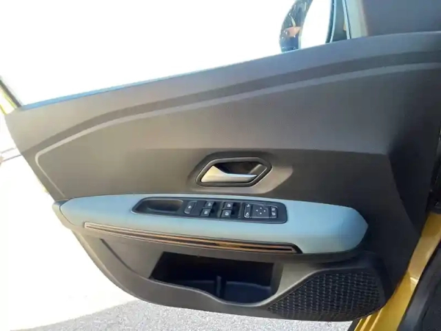 Dacia Sandero eco-g 120 auto — photo 57