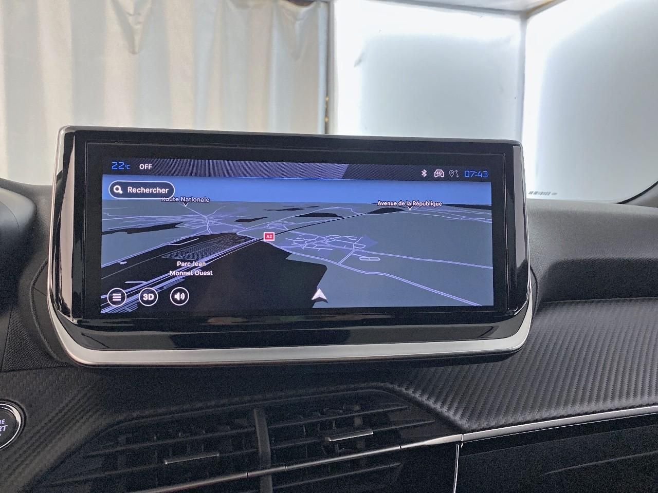 Peugeot 2008 hybrid 145 ch e-dcs6 allure — photo 14