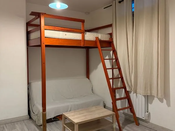 Studio meublé Quai de la Loire pour étudiants