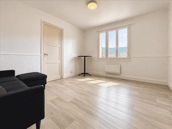 Appartement - 3ème étage - 33,42 m2 - 2 pièces - Non meublé