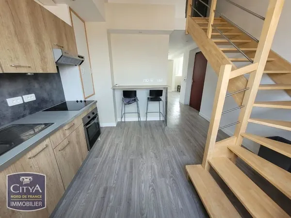 T3 MEUBLE EN DUPLEX AVEC PARKING