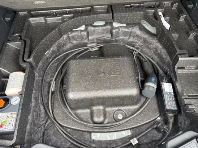 Ford Kuga 2.5 duratec 225ch phev st-line x bva — photo 10