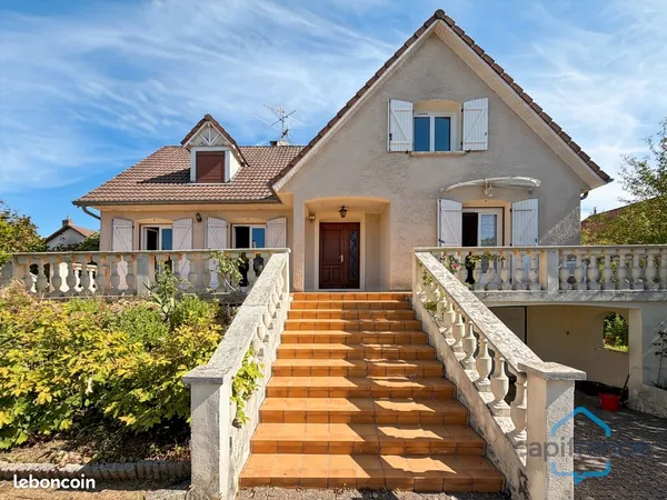 Maison 7 pièces 194 m²