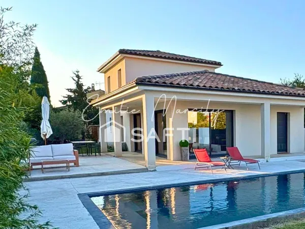 Villa récente avec piscine 106 m² - Montfavet secteur Agroparc
