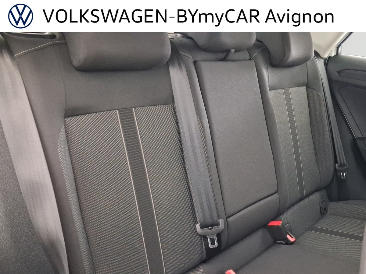 Volkswagen T-Roc 1.5 TSI EVO 150 Start/Stop DSG7 — photo 25