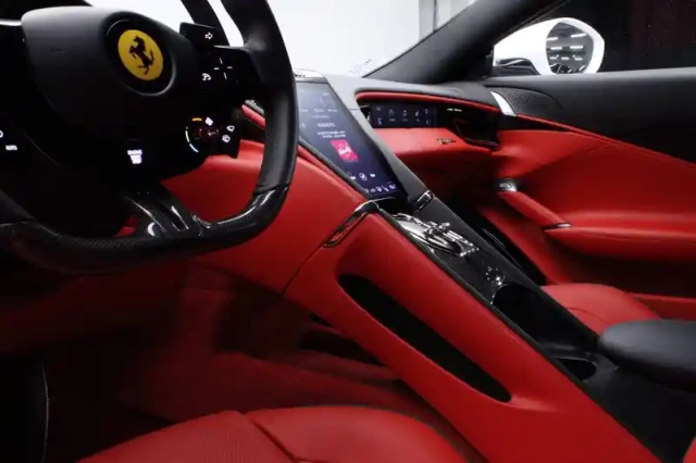 Ferrari Roma v8 4.0 620ch — photo 36