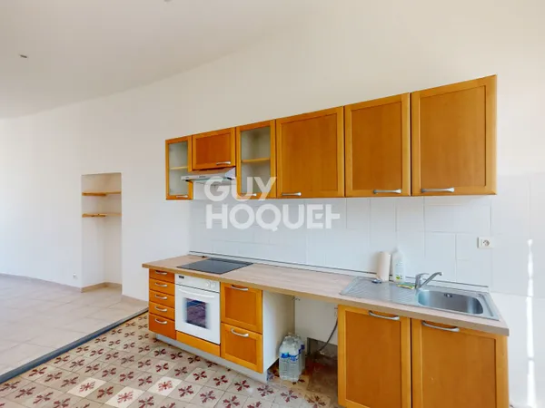 Carpentras - T2 de 48 m² - rénové et lumineux en centre-ville