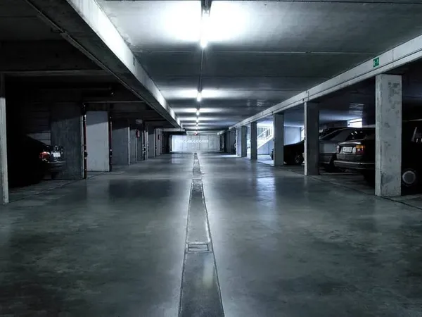 Parking 8 m²