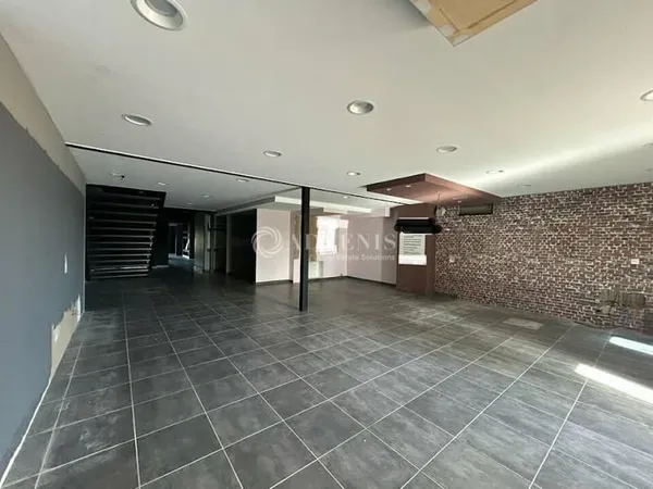 Local 344 m²