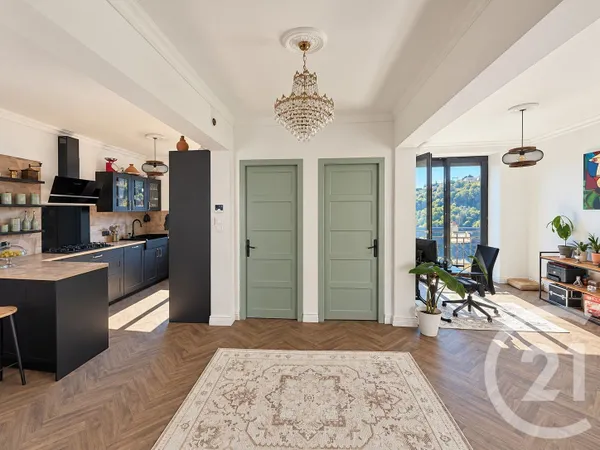 Maison 7 pièces 138 m²