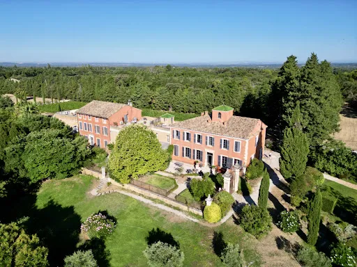 Château 21 pièces 1300 m²