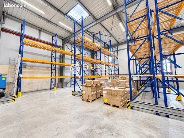 Local 2655 m² Mortagne-sur-Sèvre