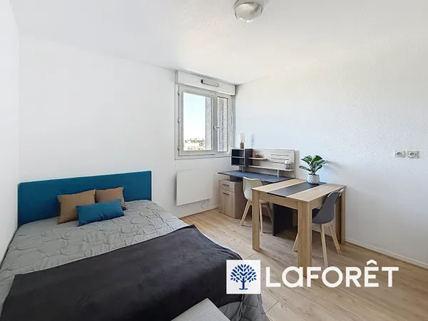 À VENDRE, Studio rénové de 18,5 m² , Lyon 8, Résidence étudiante, Libre d'occupation