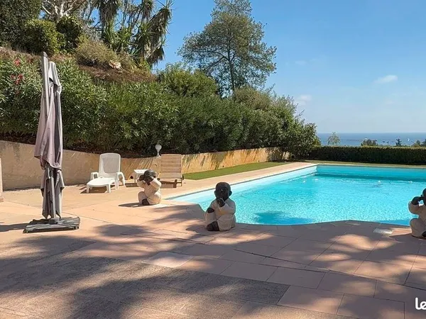 Propriété en Viager 10 pièces 320 m²